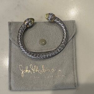 John Medeiros - Large two-tone wire cuff bracelet
